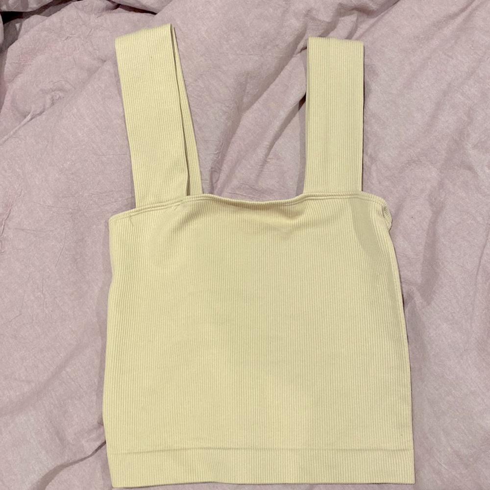a new day cream tank top size s